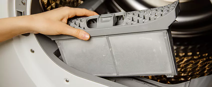 Signs Of A Clogged Dryer Lint Trap in Cottonwood Heights, Utah