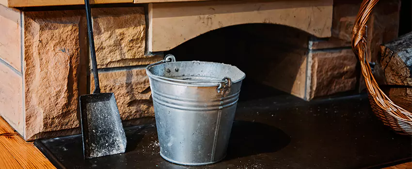 Clean The Fireplace Mantle And Hearth in Cottonwood Heights, Utah